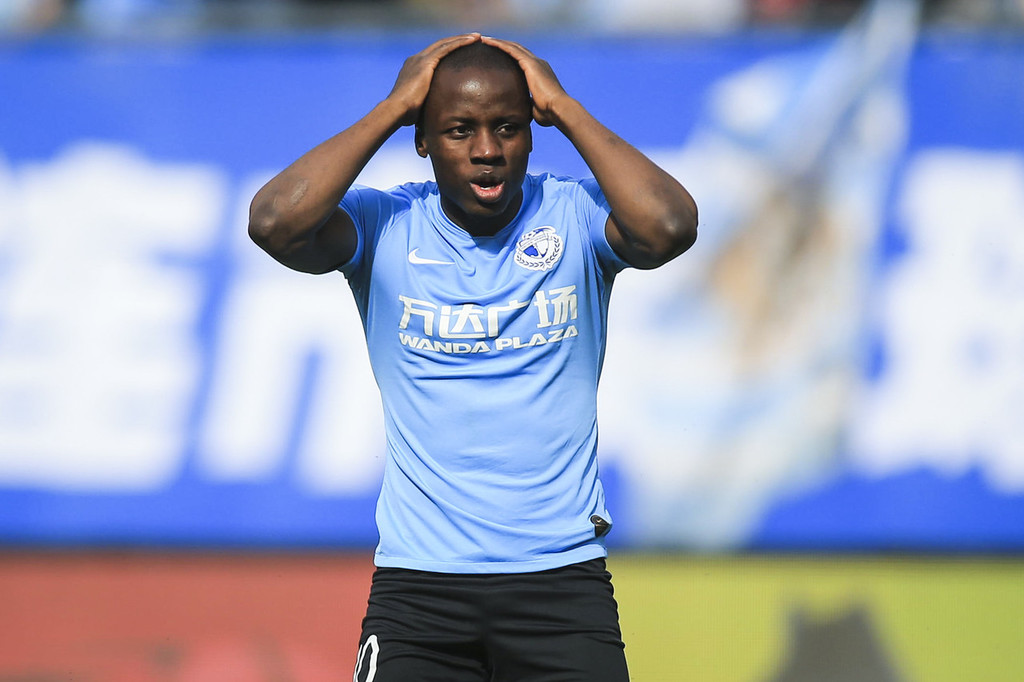 大连一方主场告捷,保持不败 大连一方主场告捷,保持不败