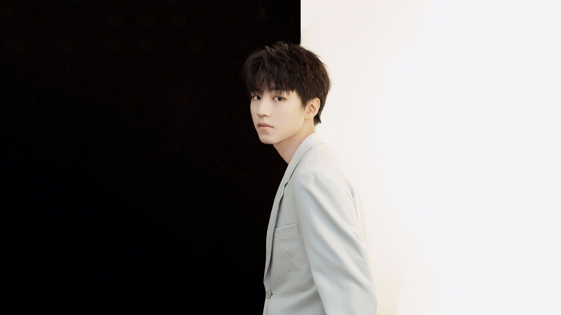 新贵续写荣耀，重建深陷泥潭—贝恩关键先生本色助灰熊力克奇才